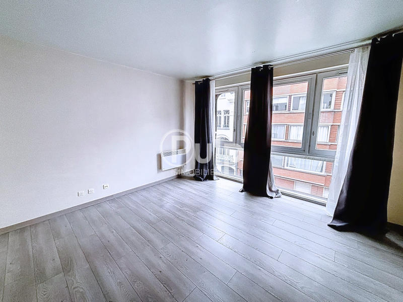 Studio - 27 m² - 1 pièce