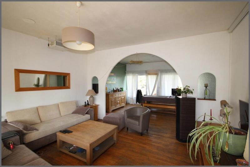 Pavillon - 140 m² - 6 pièces