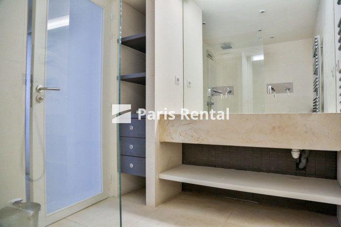 Appartement - 186 m² - 4 pièces