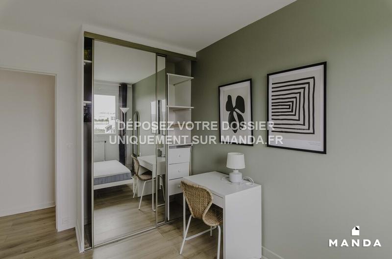 Chambre - 11 m² - 4 pièces