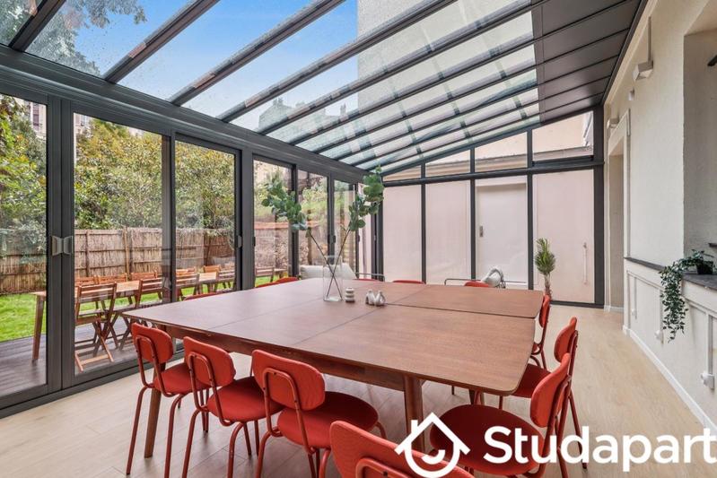 Chambre - 10 m² - 1 pièce