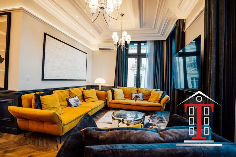 Appartement - 128 m² - 4 pièces