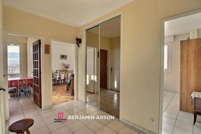 Appartement - 61 m² - 3 pièces