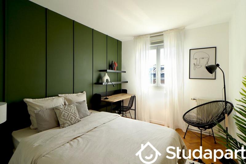 Chambre - 12 m² - 1 pièce