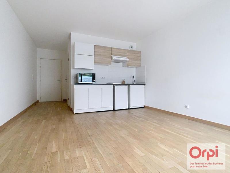 Studio - 27 m² - 1 pièce