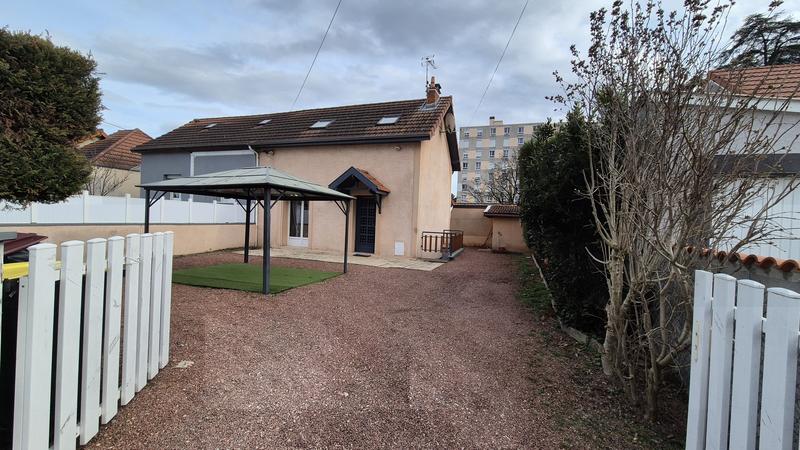 Maison - 82 m² - 4 pièces