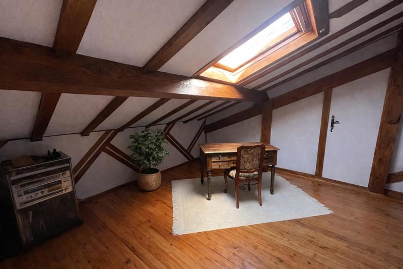 Maison - 190 m² - 8 pièces