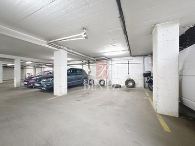 Parking / Garage - 15 m²
