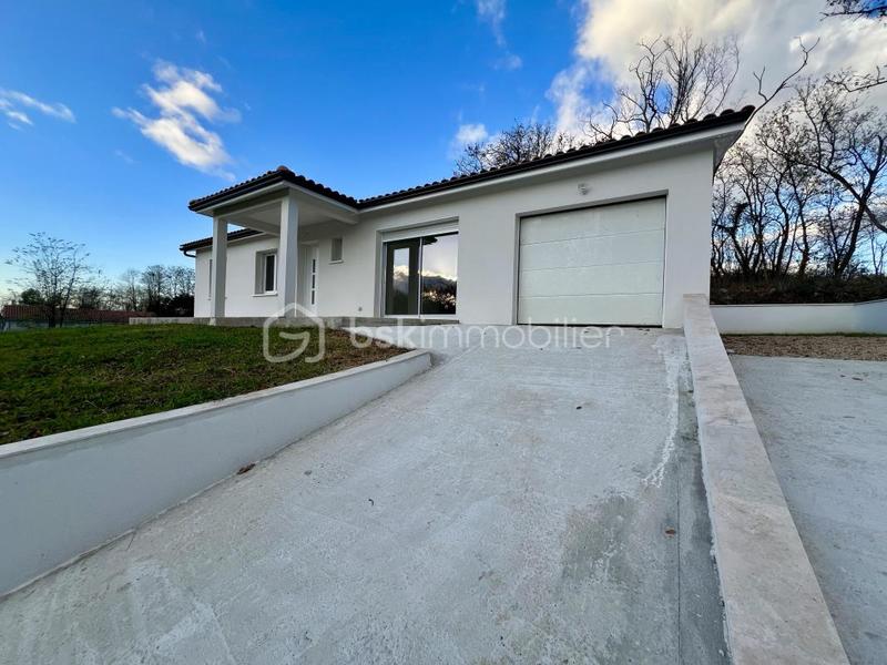 Maison - 107 m² - 4 pièces