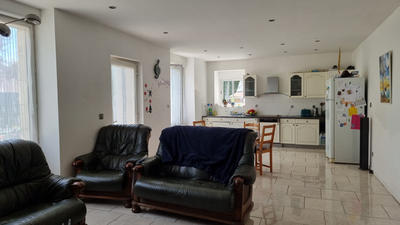 Maison - 112 m² - 6 pièces