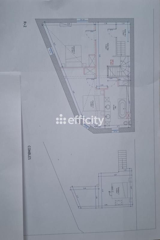 Immeuble - 203 m² - 5 pièces