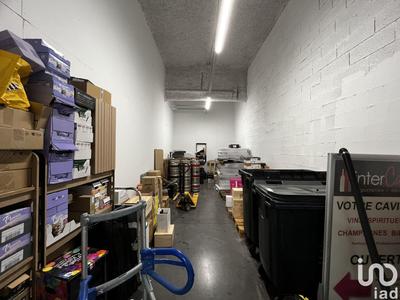 Local commercial - 214 m²