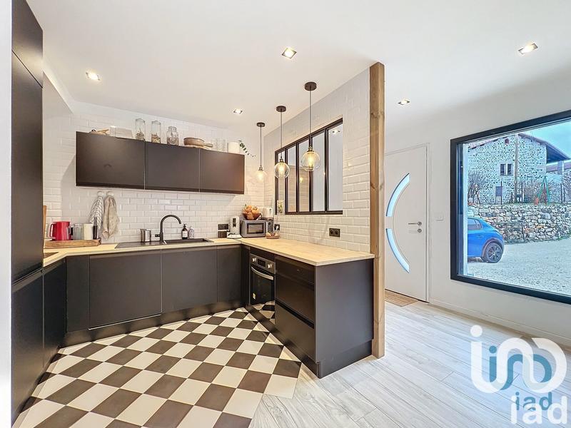 Maison - 103 m² - 4 pièces