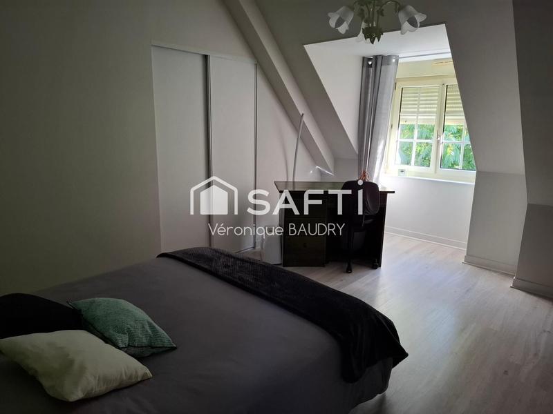 Maison - 200 m² - 7 pièces