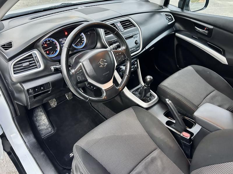 Suzuki Sx4 s-Cross Sx-4 1.6 Vvt 120 Privilege