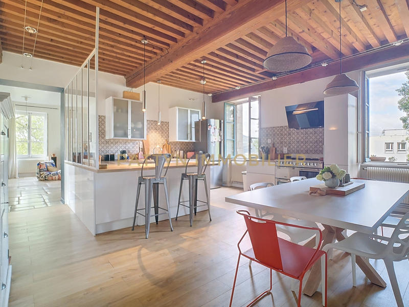 Appartement - 114 m² - 4 pièces