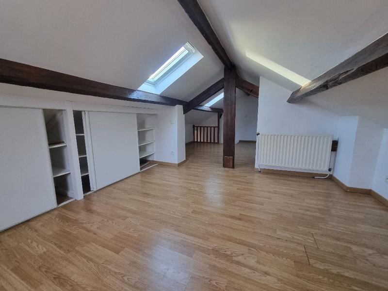 Maison - 104 m² - 5 pièces