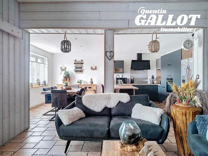 Maison - 192 m² - 11 pièces