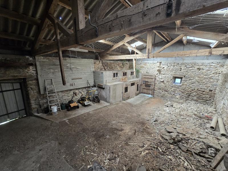 Maison - 202 m² - 7 pièces