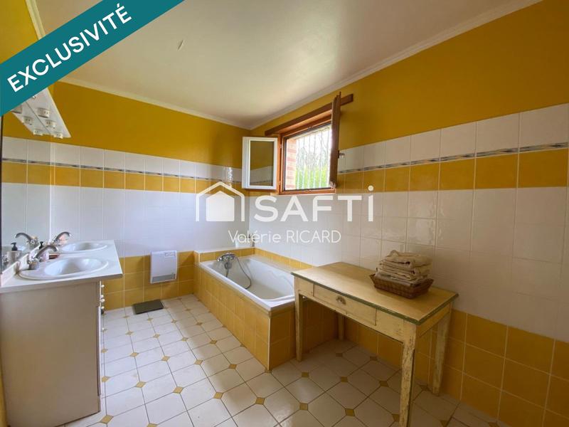Maison - 210 m² - 7 pièces