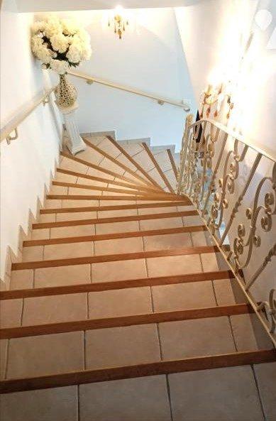 Maison - 290 m² - 7 pièces