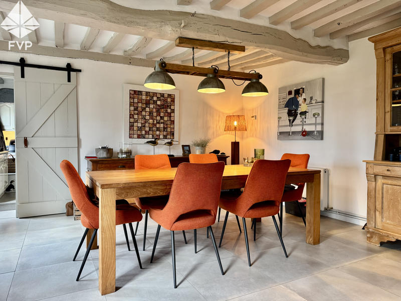 Maison - 170 m² - 5 pièces