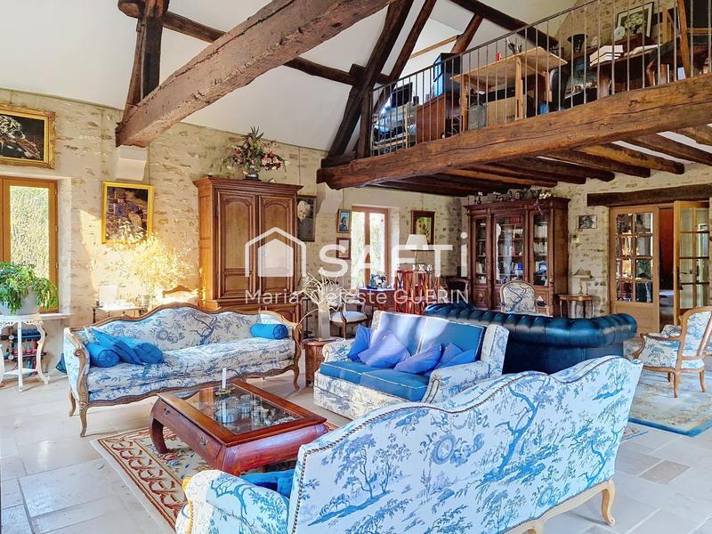 Maison - 340 m² - 11 pièces