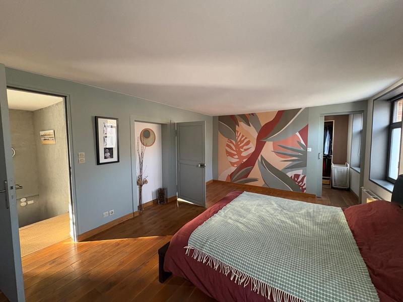 Maison ancienne - 260 m² - 7 pièces