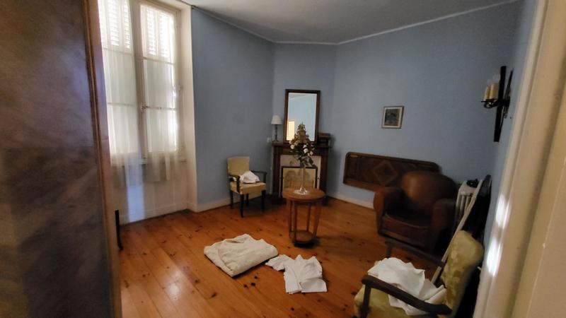 Maison - 188 m² - 8 pièces