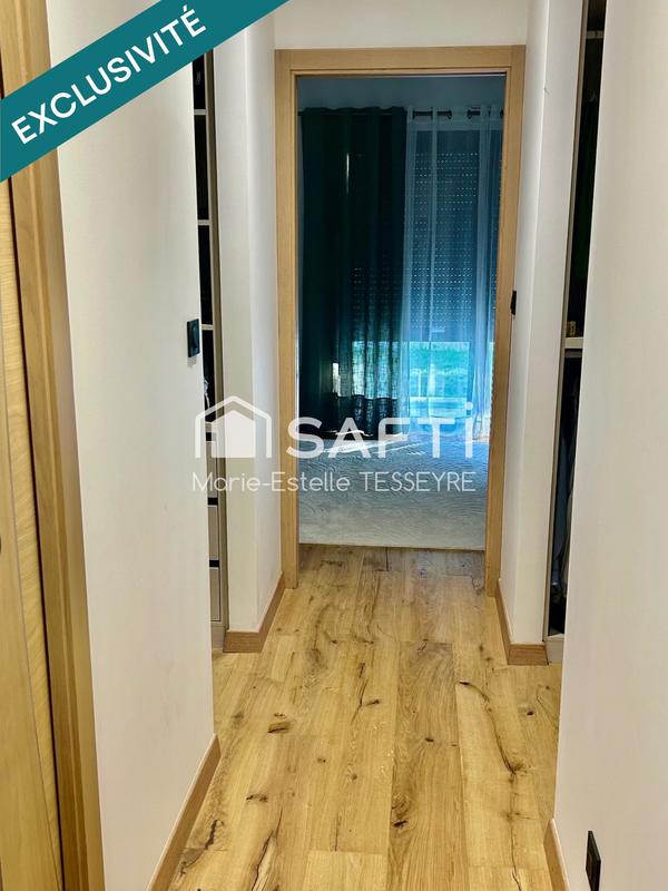 Maison - 230 m² - 6 pièces