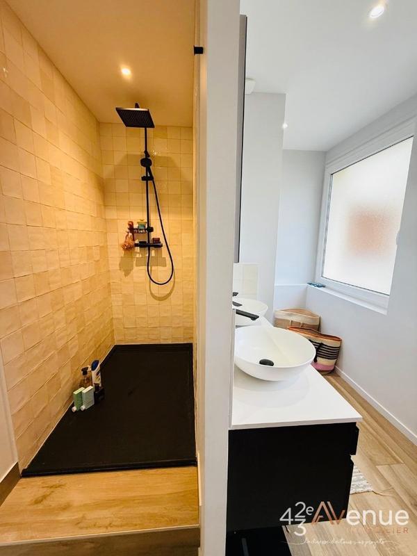 Appartement - 101 m² - 4 pièces