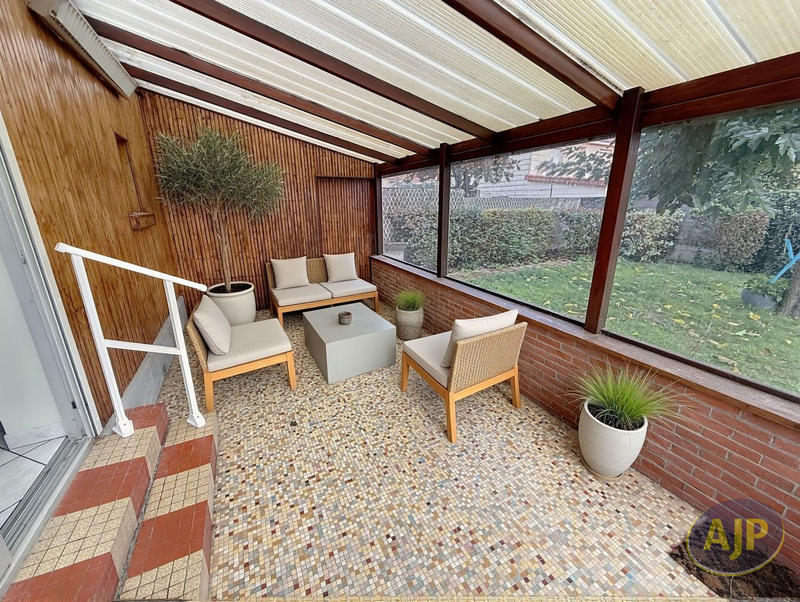 Maison - 91 m² - 5 pièces