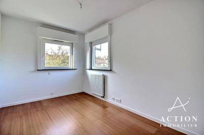 Maison - 84 m² - 5 pièces