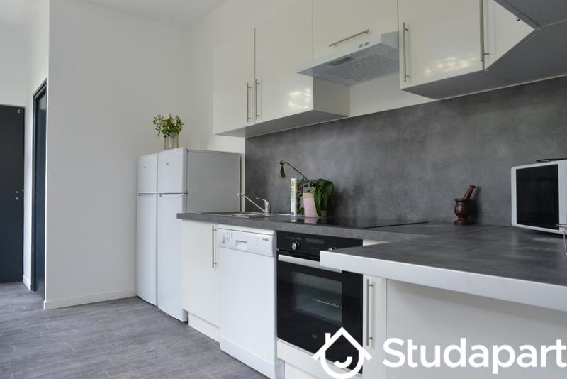 Chambre - 14 m² - 1 pièce