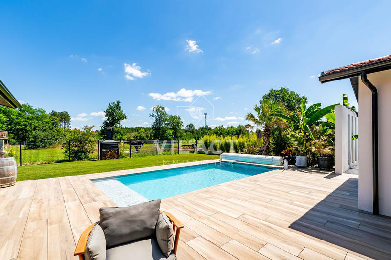 Maison contemporaine - 210 m² - 7 pièces