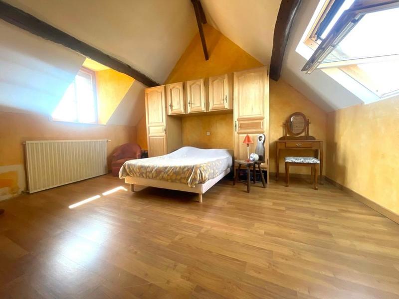 Maison en pierre - 198 m² - 10 pièces