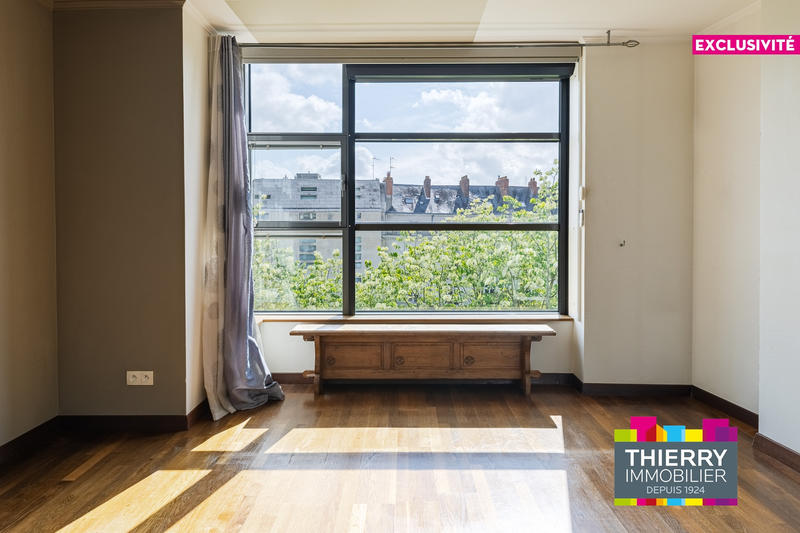 Appartement - 81 m² - 3 pièces