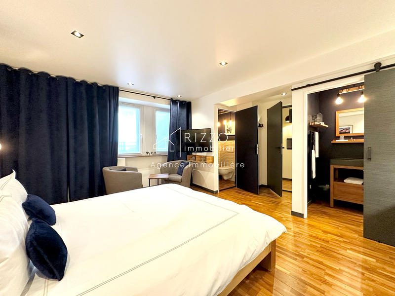 Appartement - 79 m² - 3 pièces