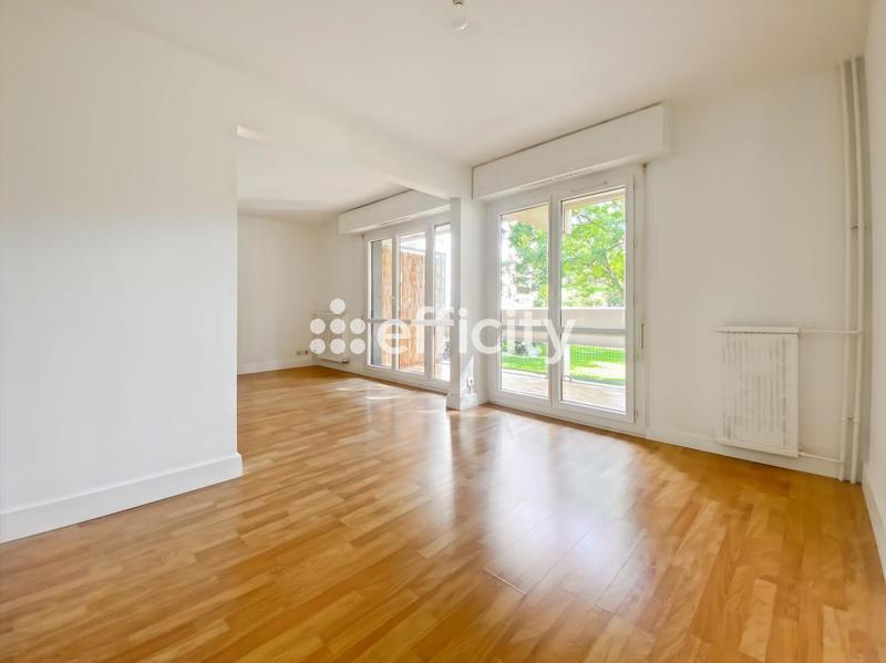 Appartement - 94 m² - 5 pièces