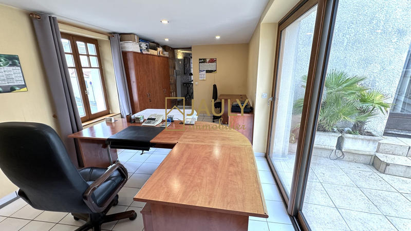 Local commercial - 310 m² - 12 pièces