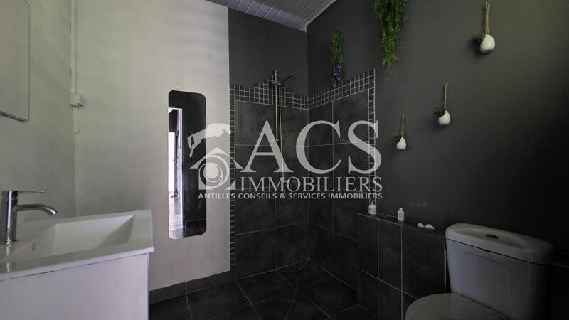 Maison - 190 m² - 7 pièces