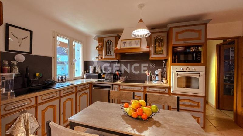 Maison - 104 m² - 4 pièces