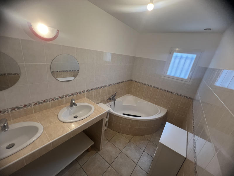 Villa - 110 m² - 4 pièces