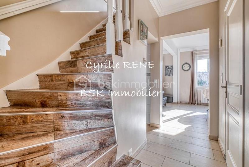 Maison - 160 m² - 7 pièces