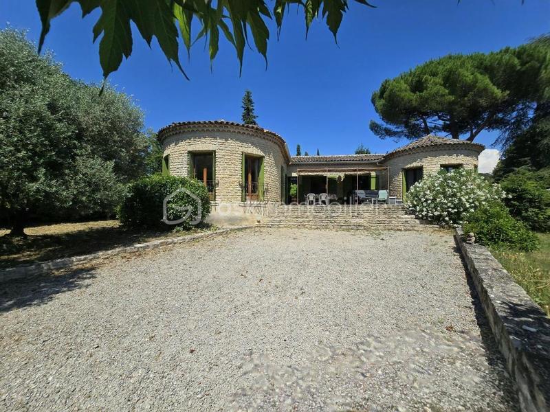 Maison en pierre - 150 m² - 5 pièces