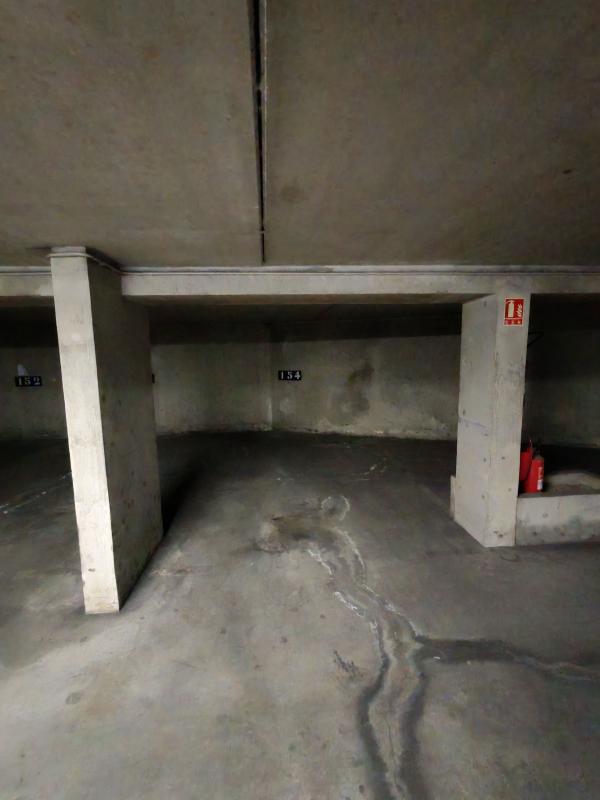 Parking / Garage - 12 m²