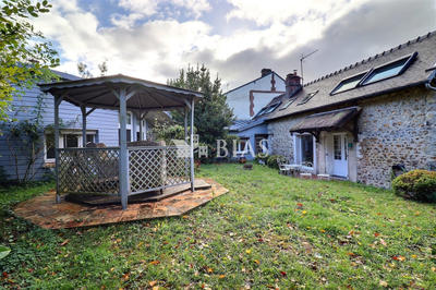 Maison - 136 m² - 7 pièces