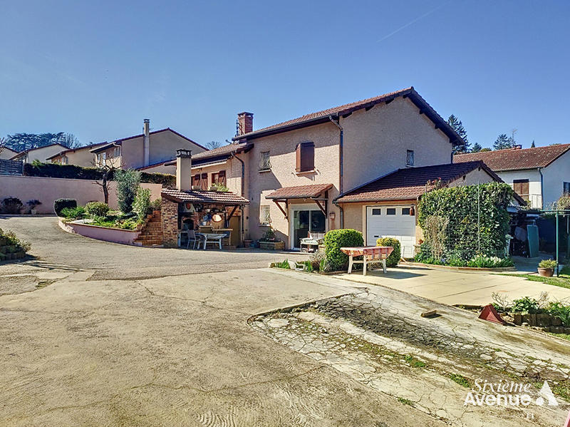 Maison - 157 m² - 7 pièces