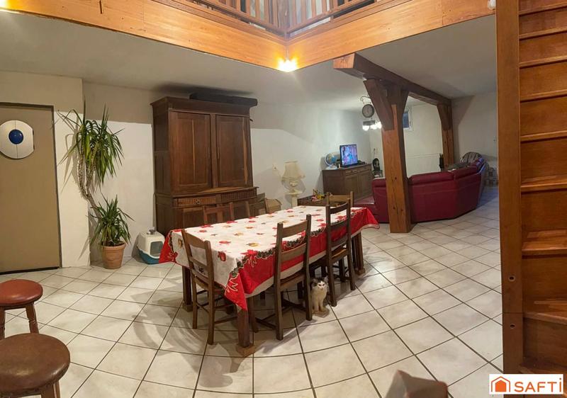 Maison - 150 m² - 7 pièces