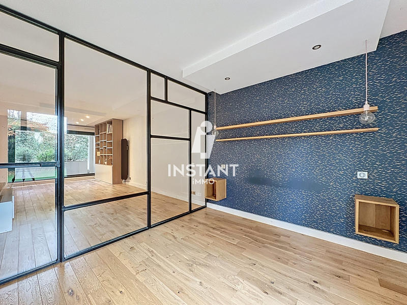 Appartement - 90 m² - 5 pièces